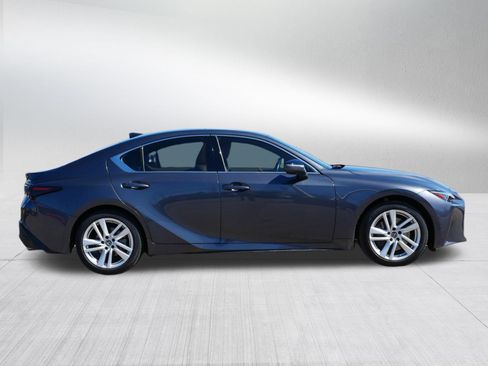 Used 2022 Lexus IS 300 AWD w/ Comfort Package image 9