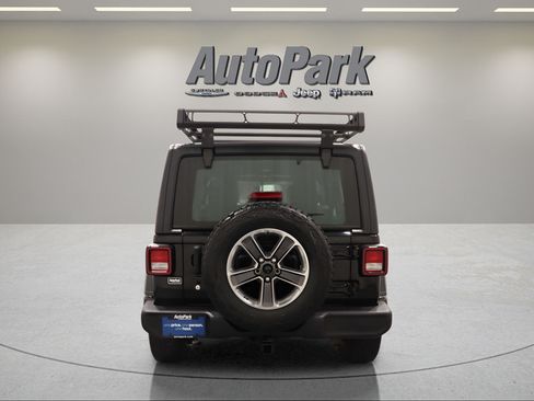Certified 2018 Jeep Wrangler Unlimited Sport AWD/4WD image 8