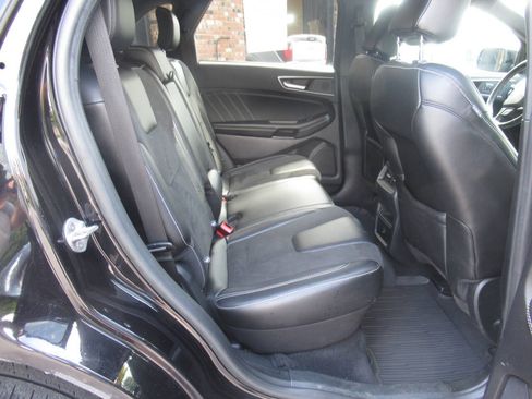 Used 2021 Ford Edge ST AWD/4WD image 9