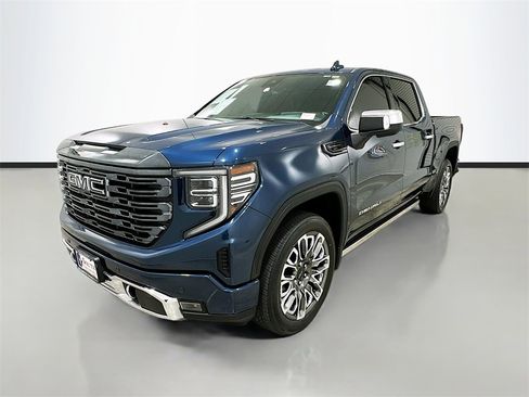 Used 2023 GMC Sierra 1500 Denali Ultimate image 3