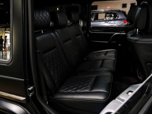 Used 2011 Mercedes-Benz G 550 image 40