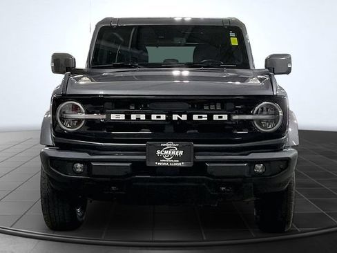 Used 2023 Ford Bronco Outer Banks AWD/4WD image 3