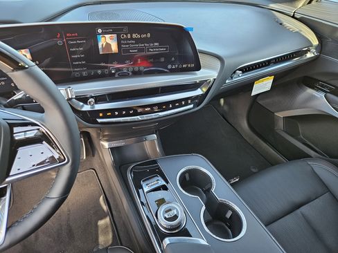 New 2026 Cadillac Lyriq V image 25