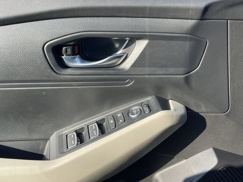 Used 2025 Honda Accord LX image 22