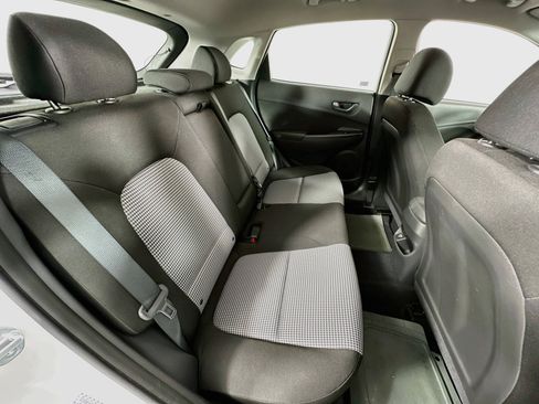 Used 2023 Hyundai Kona SE w/ Cargo Package image 24