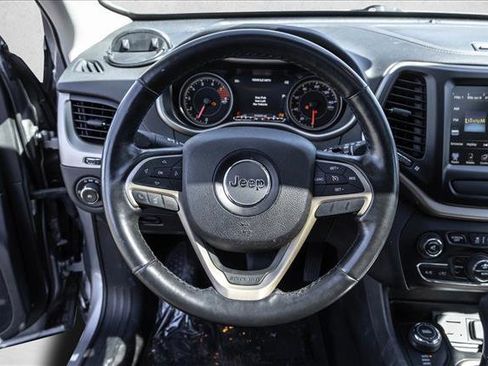 Used 2016 Jeep Cherokee Limited AWD/4WD image 13