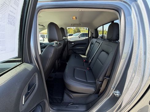 Used 2022 Chevrolet Colorado ZR2 AWD/4WD image 3