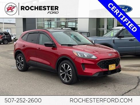 Certified 2022 Ford Escape SE w/ SE Sport Appearance Package AWD/4WD image 1