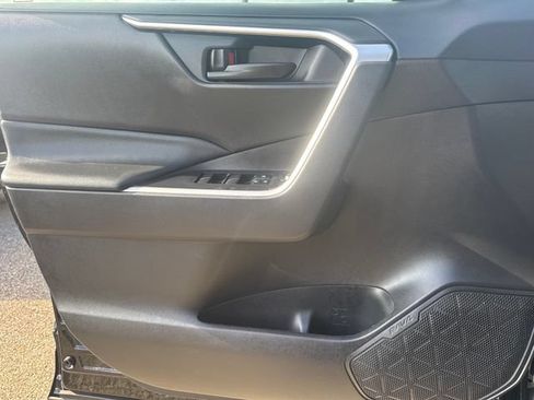 Used 2024 Toyota RAV4 LE AWD/4WD image 19