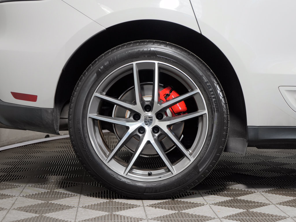 Certified 2023 Porsche Macan S AWD/4WD image 14