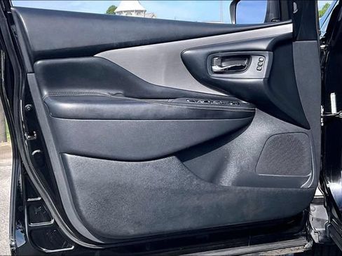 Used 2019 Nissan Murano SL AWD/4WD image 17