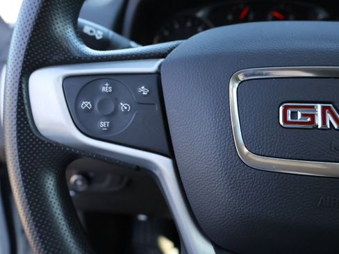 Used 2022 GMC Terrain SLE w/ Driver Convenience Package image 31