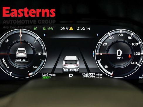 Used 2023 Mitsubishi Outlander SE image 17