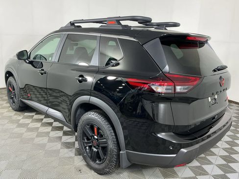 New 2026 Nissan Rogue SV image 5