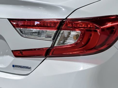 Used 2021 Honda Accord EX-L image 12