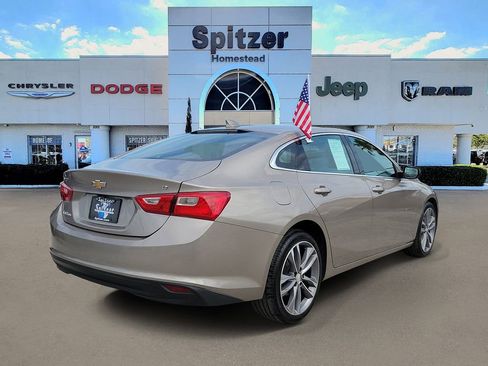 Used 2023 Chevrolet Malibu LT FWD image 2