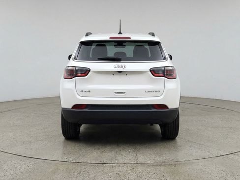 Used 2025 Jeep Compass Latitude image 7