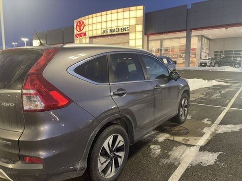 Used 2016 Honda CR-V Touring image 4