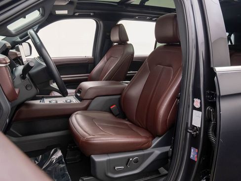 Used 2024 Ford Expedition Max Limited image 15