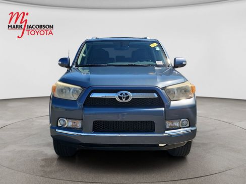 Used 2012 Toyota 4Runner Limited AWD/4WD image 2