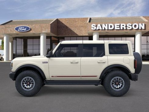 New 2026 Ford Bronco Outer Banks w/ Sasquatch Package AWD/4WD image 3