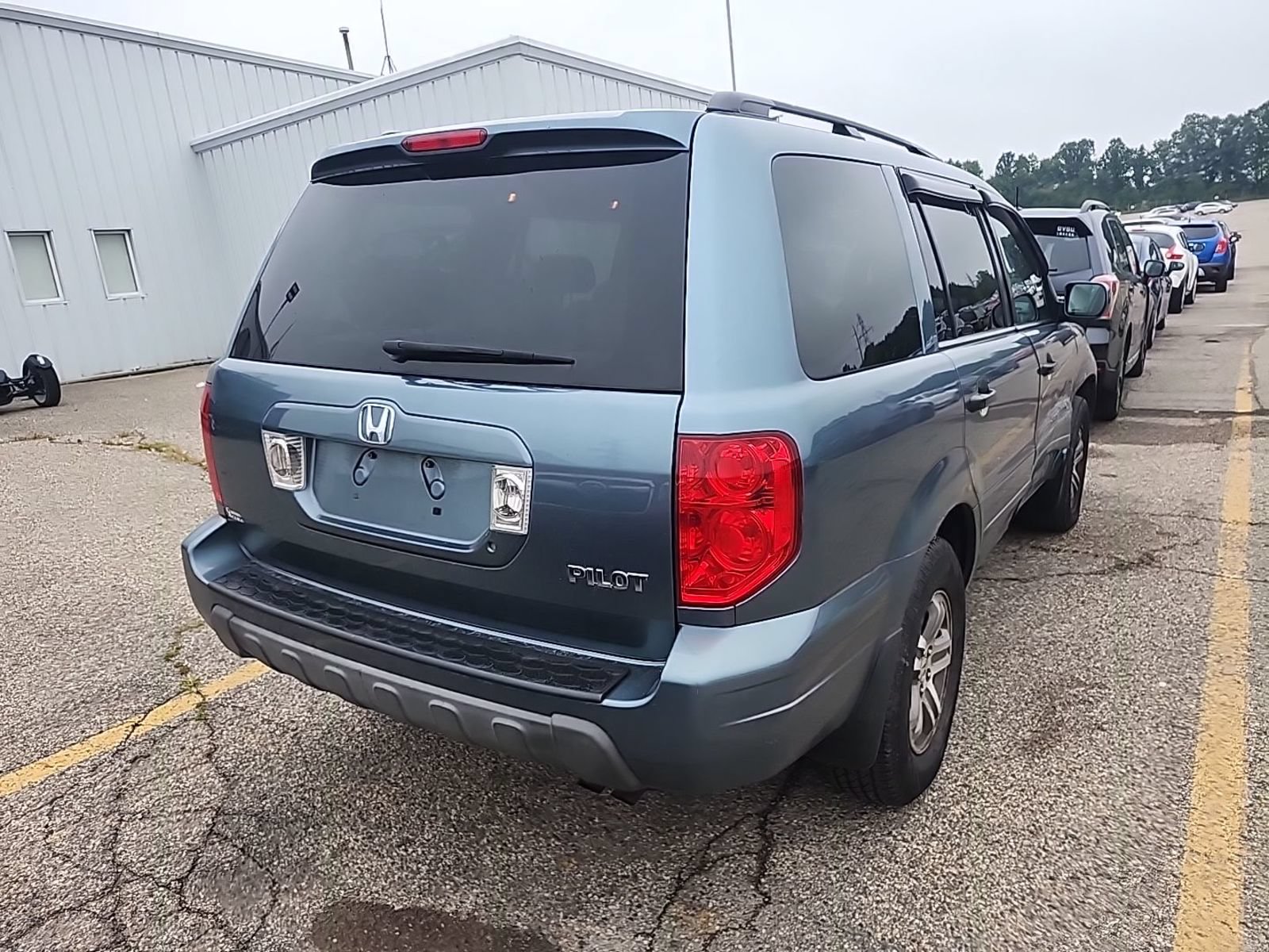 Used 2005 Honda Pilot EX image 3