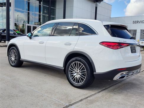 New 2025 Mercedes-Benz GLC 300 image 4