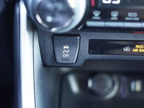 Certified 2023 Toyota RAV4 SE AWD/4WD image 32