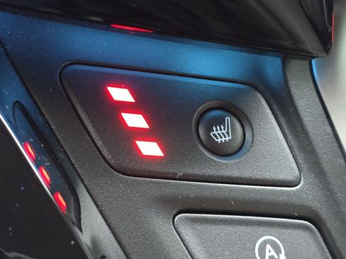 Used 2025 Honda Odyssey Touring image 6