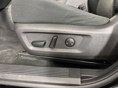 Used 2021 Nissan Rogue SV image 23