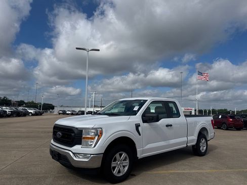 Used 2022 Ford F150 XL w/ Equipment Group 101A High RWD image 9