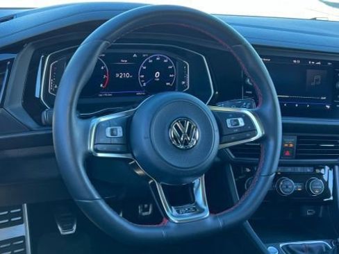 Used 2019 Volkswagen Jetta GLI Autobahn image 26