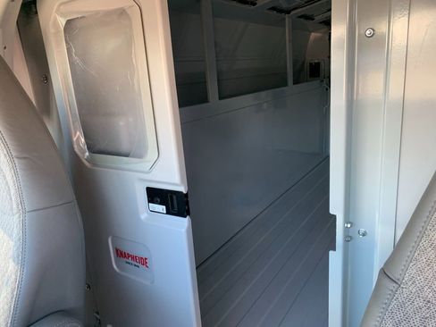 New 2025 Chevrolet Express 3500 w/ Power Convenience Package image 31