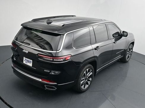 Used 2025 Jeep Grand Cherokee L Overland w/ Luxury Tech Group IV AWD/4WD image 31