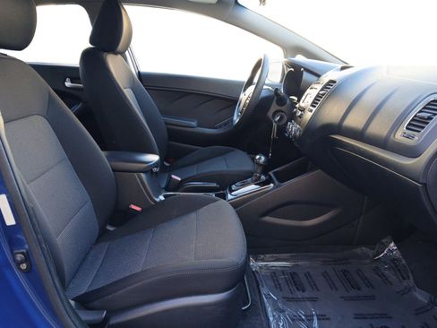 Used 2018 Kia Forte LX image 15