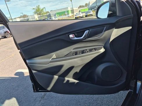 Certified 2023 Hyundai Kona SEL image 25