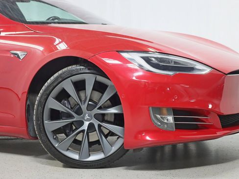 Used 2018 Tesla Model S 100D AWD/4WD image 5