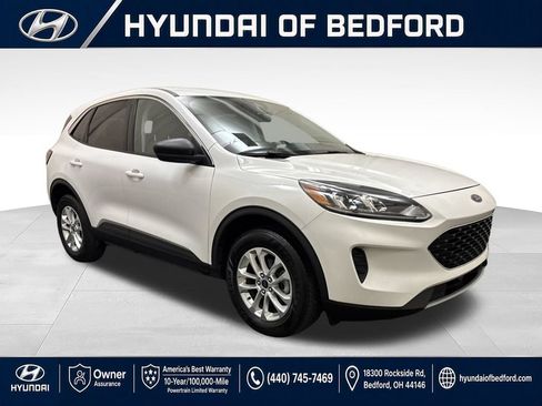 Used 2021 Ford Escape SE AWD/4WD image 3
