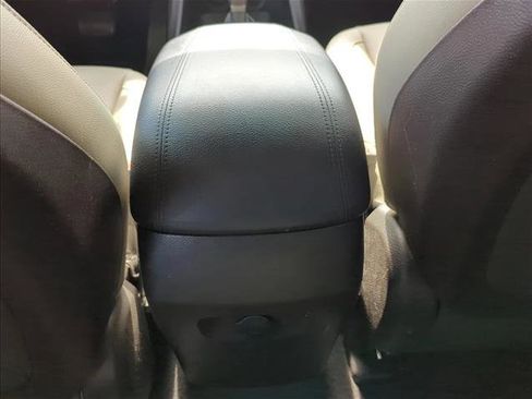 Used 2018 Hyundai Santa Fe Sport w/ 2.4L Tech Package 04 FWD image 18