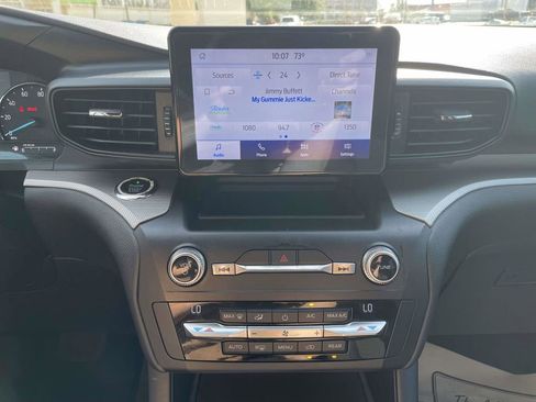 Certified 2020 Ford Explorer XLT image 20