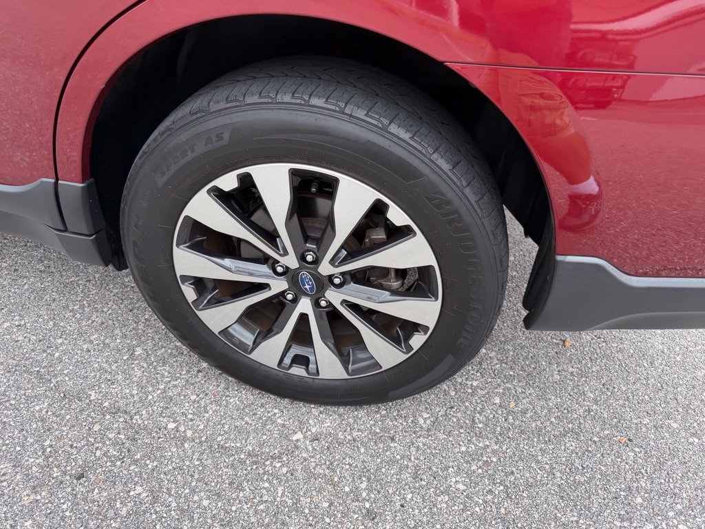 Used 2017 Subaru Outback 2.5i Limited AWD/4WD image 8