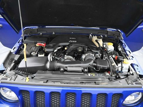 Used 2019 Jeep Wrangler Unlimited Sport S AWD/4WD image 23