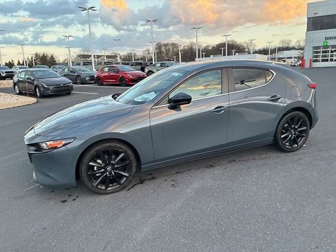 Used 2024 MAZDA MAZDA3 s image 17