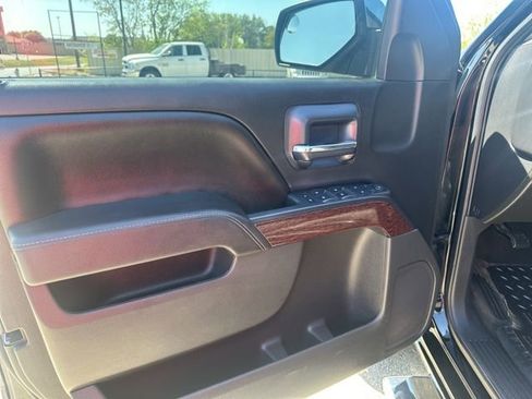 Used 2016 GMC Sierra 1500 SLE w/ SLE Value Package image 19