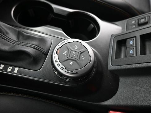 Certified 2021 Ford Bronco Badlands w/ Sasquatch Package image 17