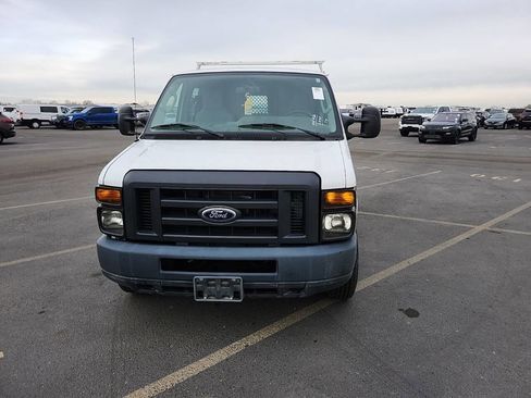 Used 2014 Ford E-350 and Econoline 350 Super Duty w/ Power Group image 2