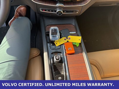 Certified 2023 Volvo XC60 B6 Ultimate image 26