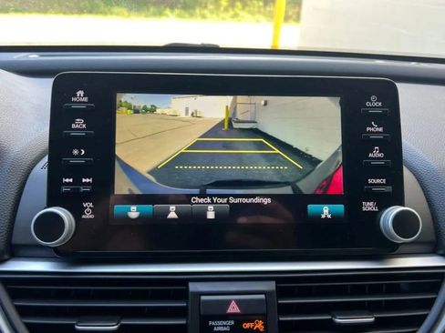 Used 2019 Honda Accord EX-L image 40