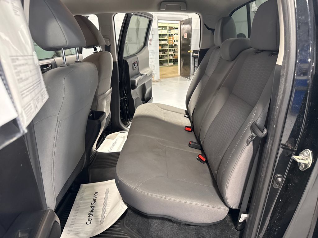 Used 2019 Toyota Tacoma SR5 RWD image 37