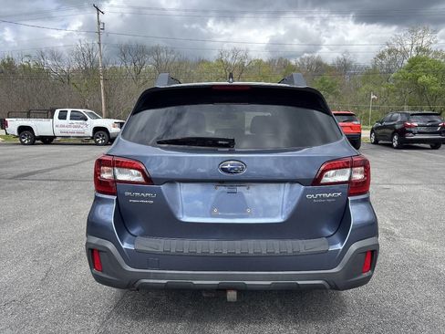 Used 2018 Subaru Outback 2.5i Premium AWD/4WD image 6